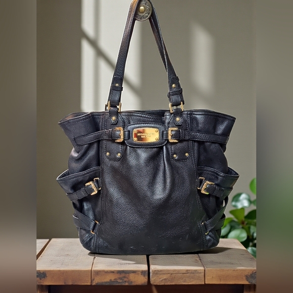 Michael Kors Handbags - Michael Kors Travel Gansevoort Belted Pebble Grain Black Leather Tote